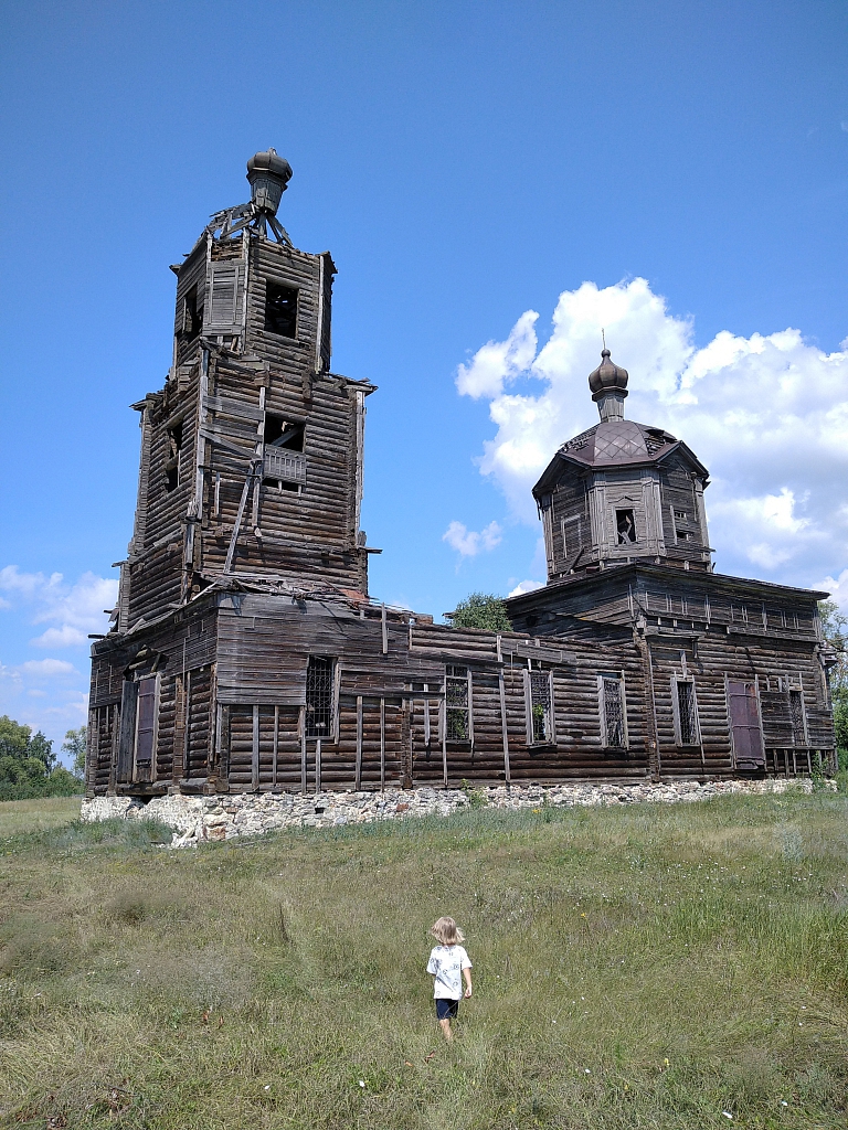 Заброшенная церковь в Пензенской области